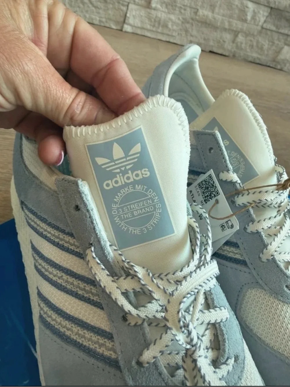 adidas Light blue & White Women's Sneakers